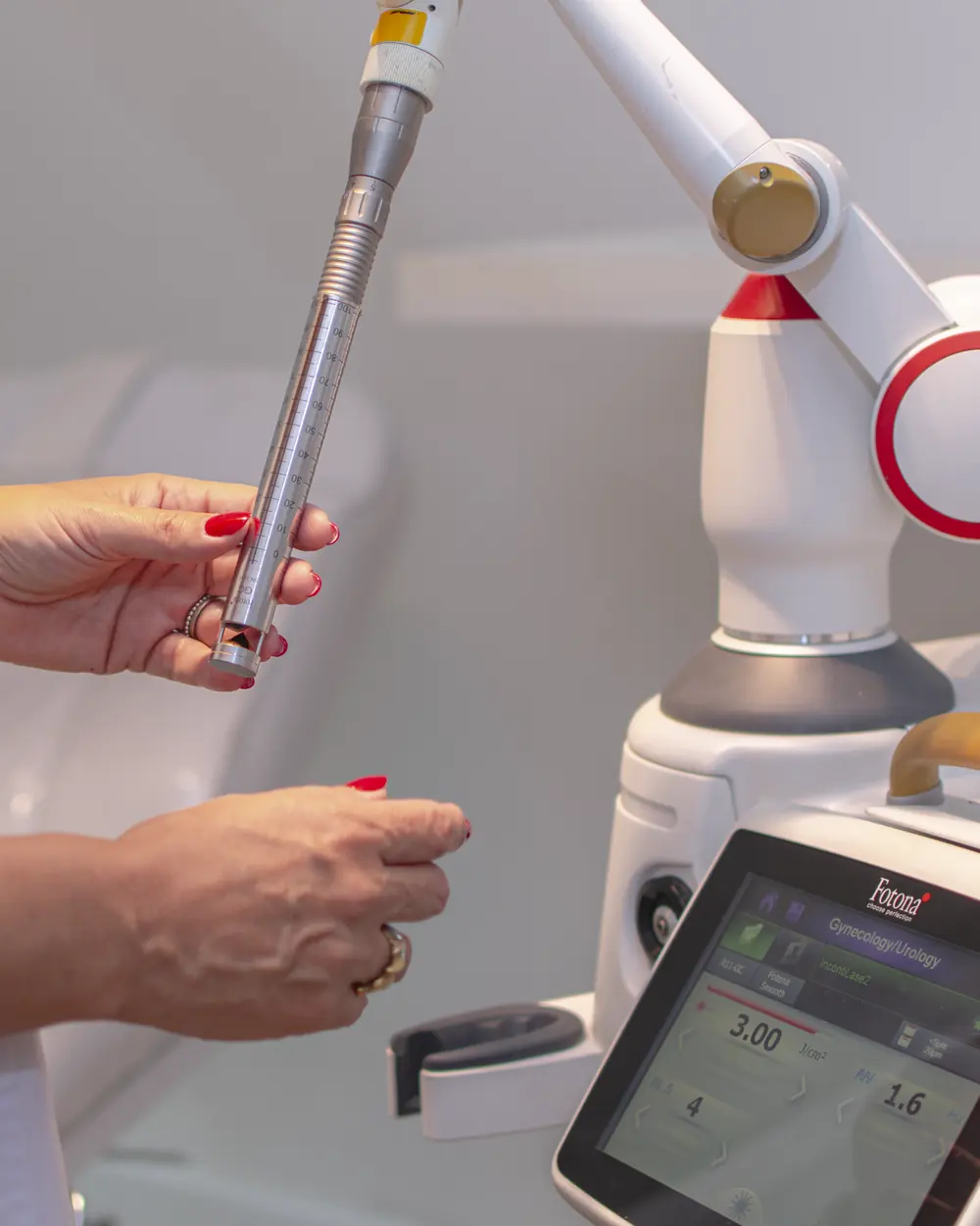 Equipo de láser Fotona® utilizado en el protocolo Sens Pulse